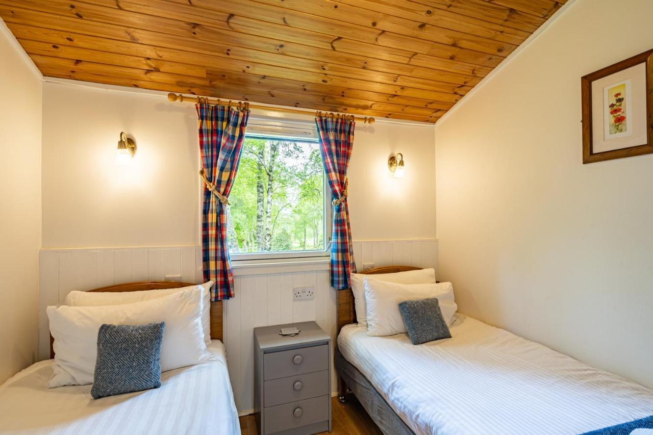 Heather Lodge 10 With Hot Tub Belladrum Exteriér fotografie